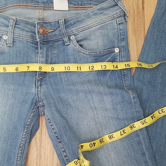 Women's H&M jeans - Picture 4 of 6
